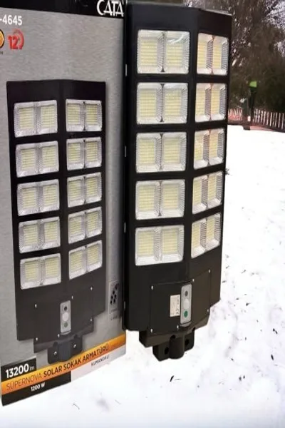 SÜPERNOVA 1200W SOLAR SOKAK ARMATÜRÜ (KUMANDALI) görsel 2