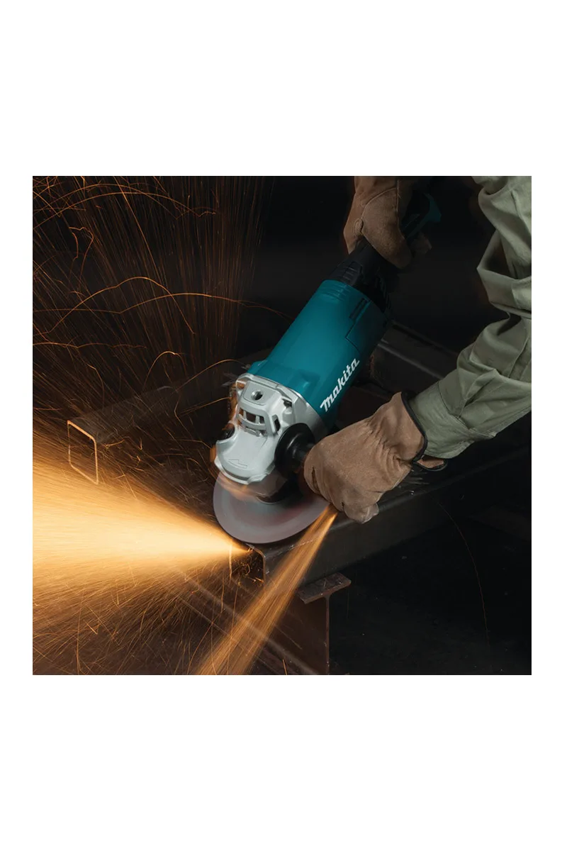 Makita GA7060 Taşlama Makinesi görsel 3